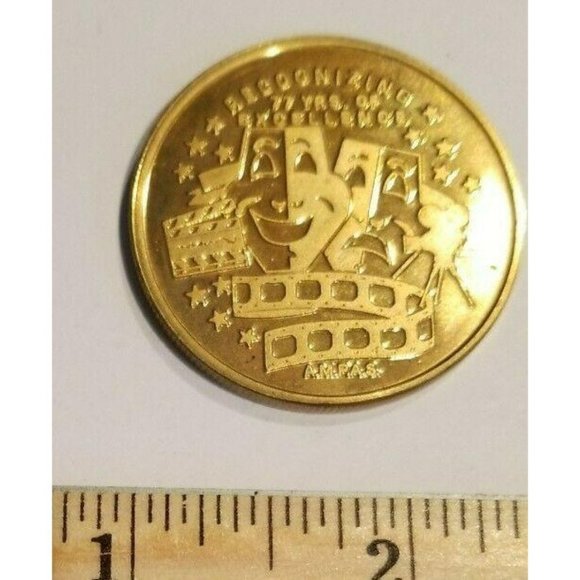 77th Annual ACADEMY OF MOTION PICTURES Token Coin Medal SC7 - Picture 2 of 2